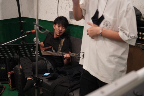 ห้องซ้อมดนตรี 84music